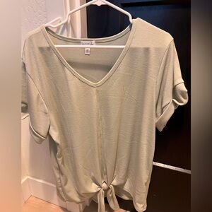 NWOT women’s Olivia Sky v neck front twist tee XL